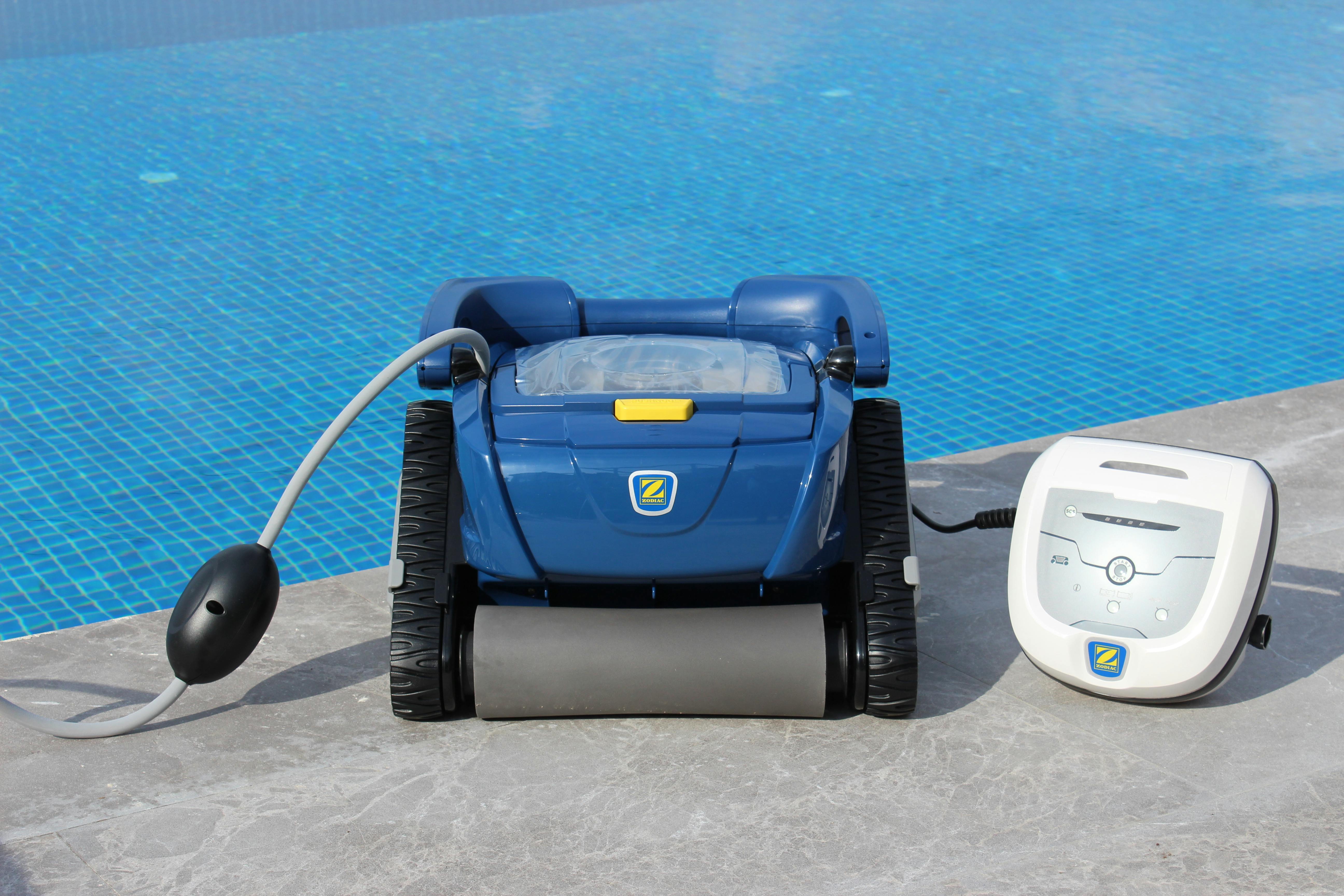 Pool Maintenance service